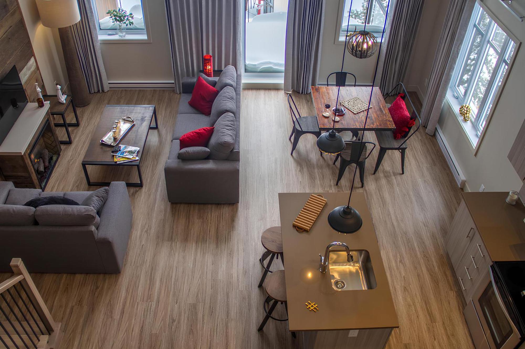 Le Viking Resort Sainte-Marguerite-du-Lac-Masson ภายนอก รูปภาพ